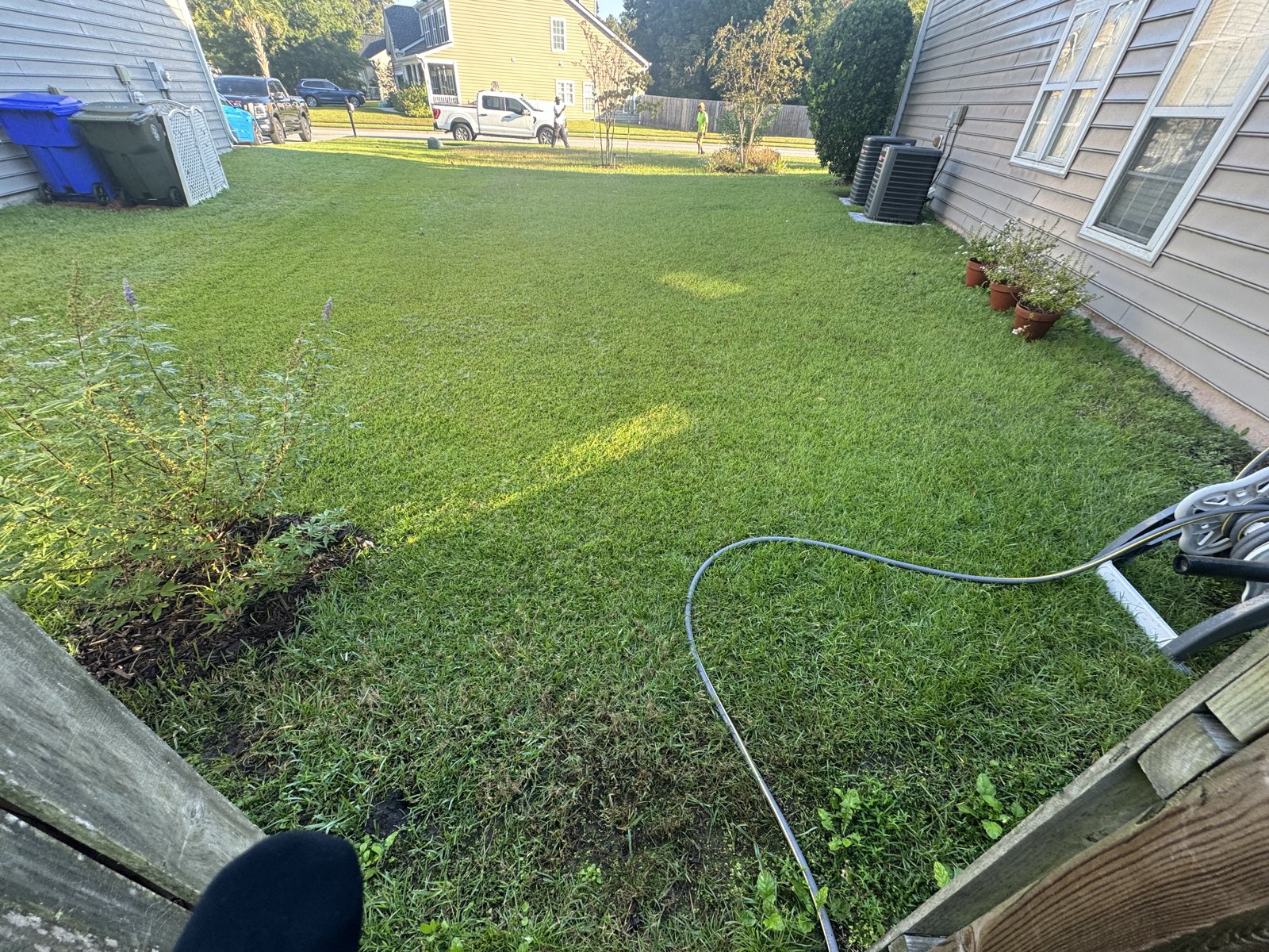 Completed B&B lawn and property care project 12