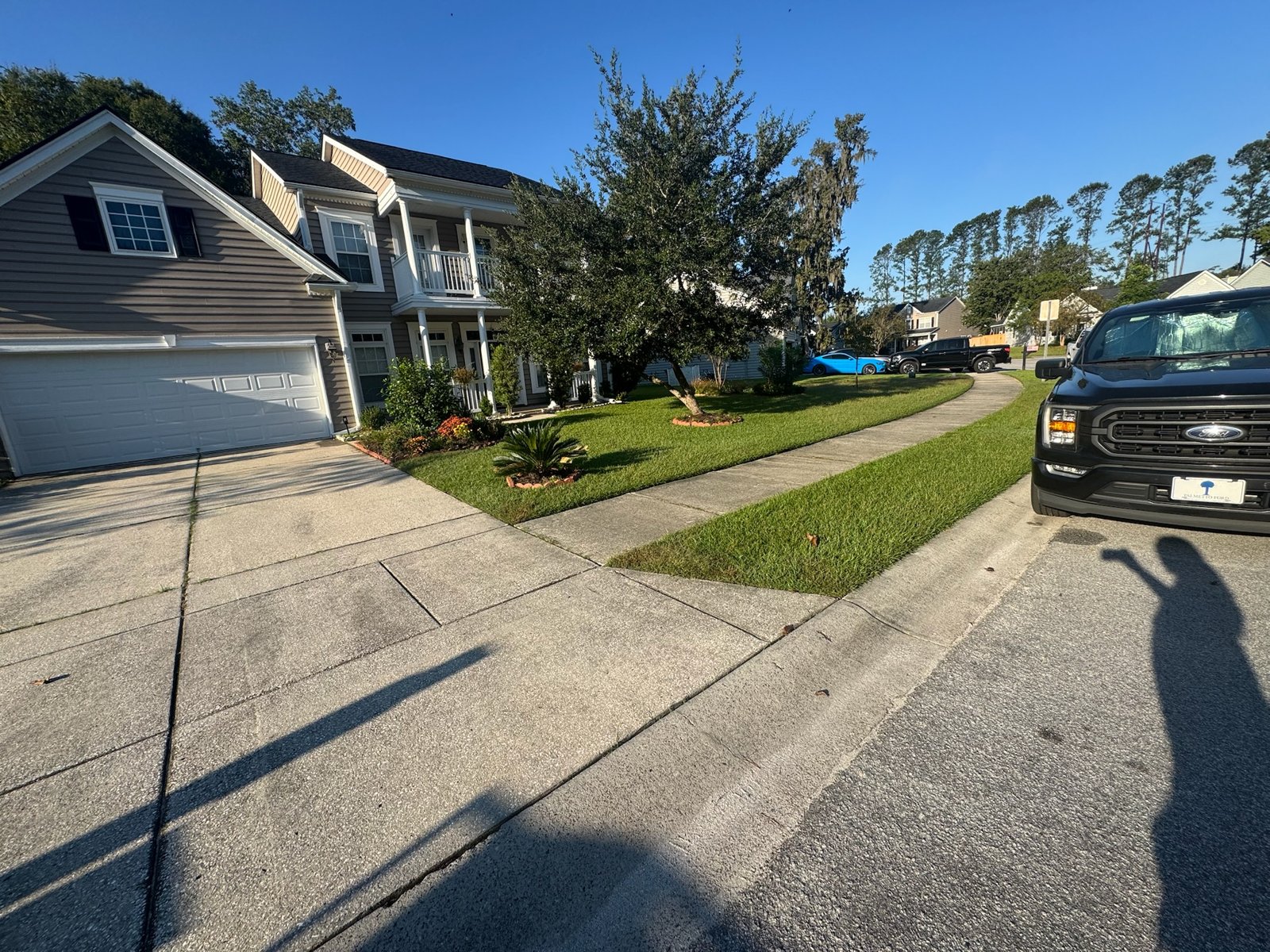 Completed B&B lawn and property care project 13